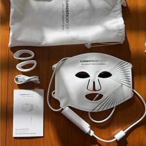 CurrentBody Skin LED Light Therapy Mask
